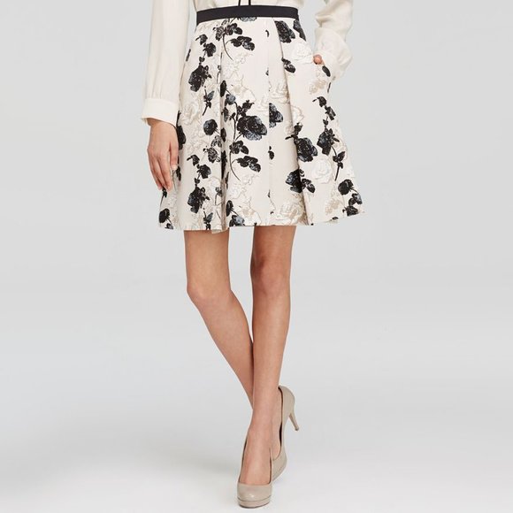 Weekend Max Mara Floral Skirt, size Small - Picture 1 of 7